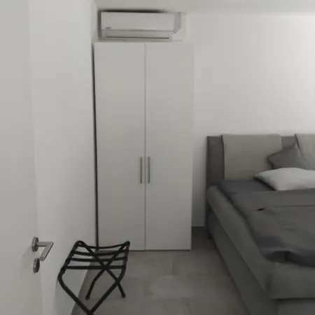 Apartment Mallow