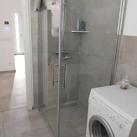 Mallow Apartment *